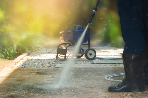 Best Sign and Awning Cleaning  in Hettinger, ND